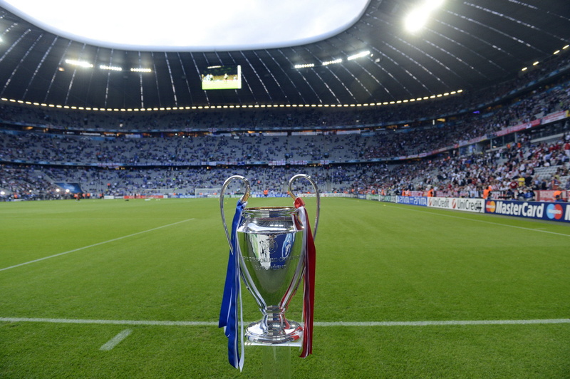 playing field, team sport, FINAL CHAMPIONS LEAGUE 2012, floodlit, green color, BAYERN-CHELSEA, international team soccer, 1080P, soccer field, people