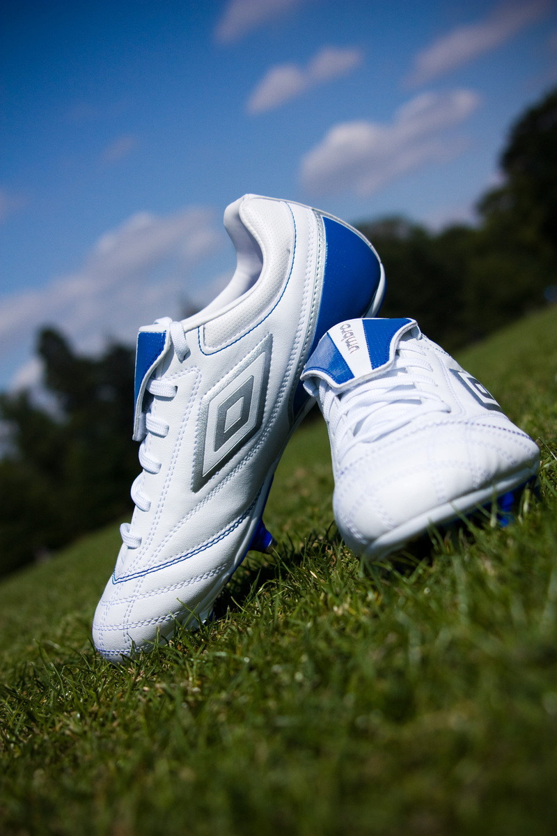 chelsea, photography, cloud - sky, close-up, 4K, canvas shoe, day, Shoes, championship, umbro, ball, player, famous, barcelona, boots, Football, plant