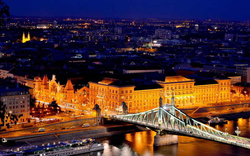 Budapest, dom, Lights, freedom, River, Bridge, Night, Buildings, Danube, 1080P, Hungary