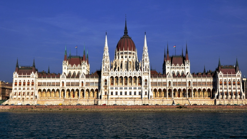 government, spire, Hungarian Parliament Building, sky, flag, gothic style, tower, Hungary, river, 1080P, Budapest, city, Gothic architecture, built structure