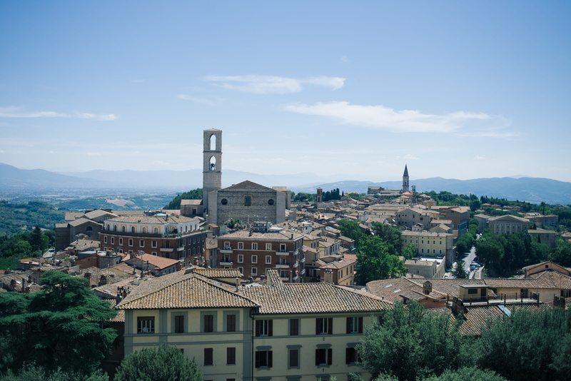 day, townscape, spirituality, building, outdoors, town, belief, mountain, built structure, no people, city, cityscape, 5K, tree, italy, nature, cloud - sky