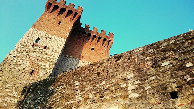 europe, wall, european, 4K, brick, built structure, structure, wall - building feature, fortified wall, castle entrance, old, walls, historic, nature