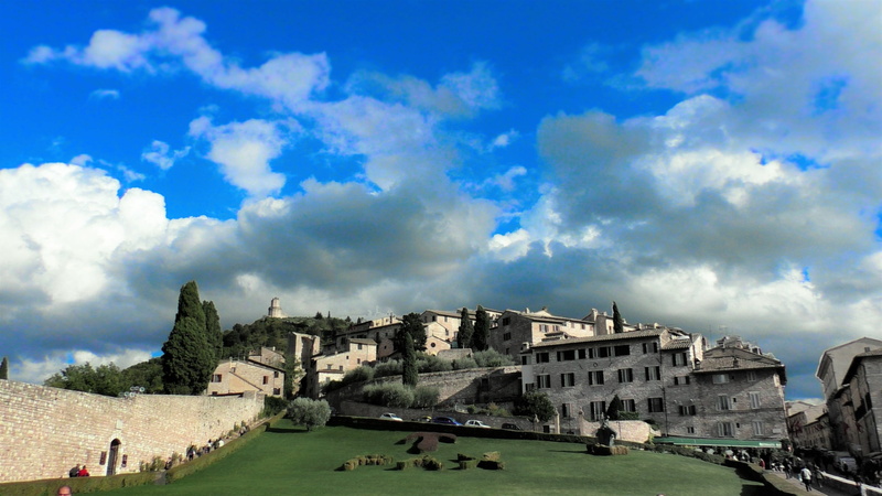 tourism, castle, travel, history, landscape, day, nature, city, 2K, group of people, world heritage, unesco, cloud - sky, travel destinations, francis