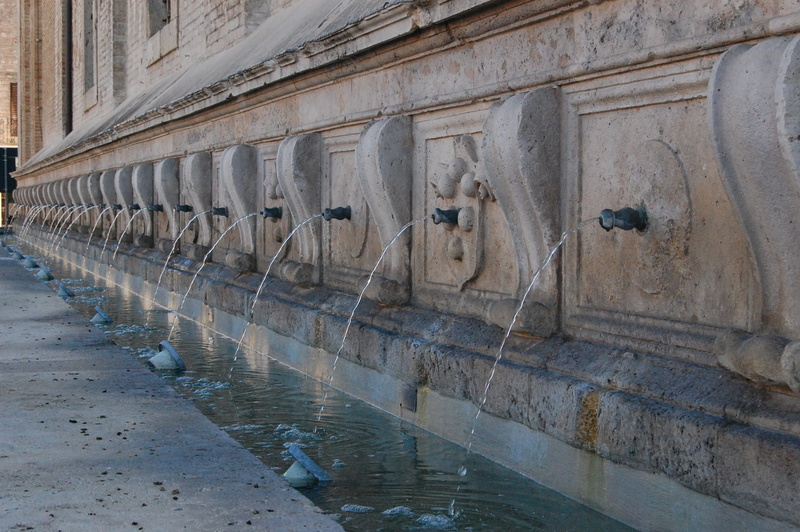architecture, sculpture, building, 2K, statue, building exterior, Fountain, no people, architectural column, the past, art and craft, nature, creativity