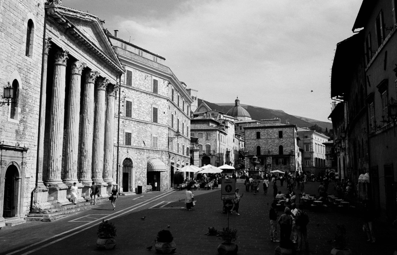 built structure, sky, real people, road, nature, assisi, city life, italy, comune, outdoors, street, building, day, space, black, town, piazza, architecture