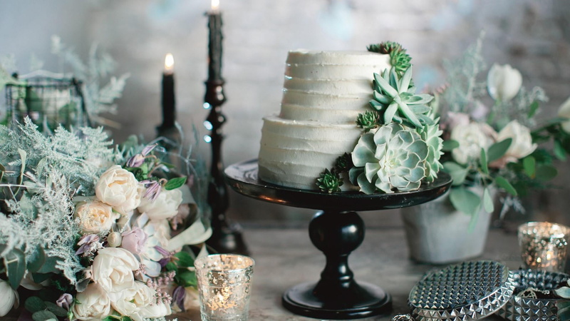indoors, flower arrangement, candle, rose - flower, floral design, bouquet, flame, nature, setting, crockery, 1080P, beauty in nature, bouqet, flower
