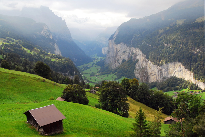 slope, green color, day, 2K, village, house, tree, haze, rocks, houses, landscape, tranquil scene, plant, wooden, land, brown, mountains, non-urban scene