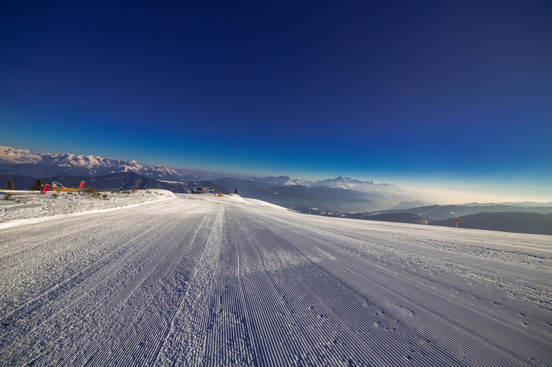 mountain, snow, winter sports, tire track, Runway, away, piste-on-tomorrow, Mountains, mountains, blue sky, travel destinations, sport, Snow, direction