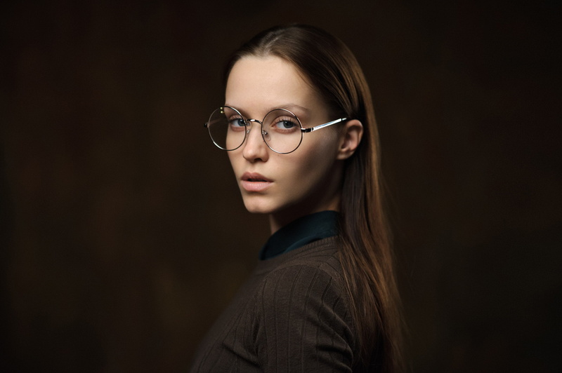 adult, long hair, women, headshot, glasses, young women, contemplation, women with glasses, hairstyle, simple background, Felix Raya, portrait, one person