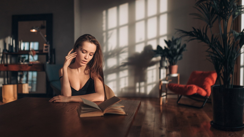 1080P, sitting, piercing, contemplation, women, lifestyles, activity, young adult, hairstyle, reading, domestic room, chair, book, Fenix Raya, indoors