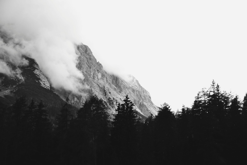 mountain Range, stone, rock - Object, sky, scenics, gebirge, tree, winter, grayscale, mist, forest, cloud, hill, 4K, european Alps, adventure, photograph