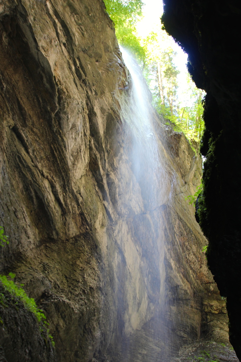 partnachklamm, 5K, rainforest, river, non-urban scene, rock - object, beauty in nature, waterfall, nature, power in nature, outdoors, flowing, blurred motion