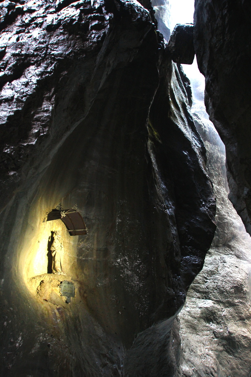 wall, mountain, scenics - nature, sunlight, Holy, outdoors, beauty in nature, mountain range, physical geography, adult, travel, day, cave, garmisch partenkirchen