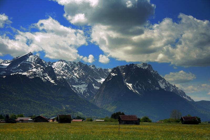 f/4, near, overcast, mountain, grass, 2K, massif, outdoors, John Morgan, nature, Garmisch-Partenkirchen, grass field, summer, day, landscape, european Alps