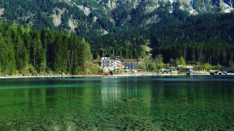 plant, see, mountain, waterfront, eibsee, germany, beauty in nature, water, bayern, green color, tree, building, architecture, house, nature, land, forest