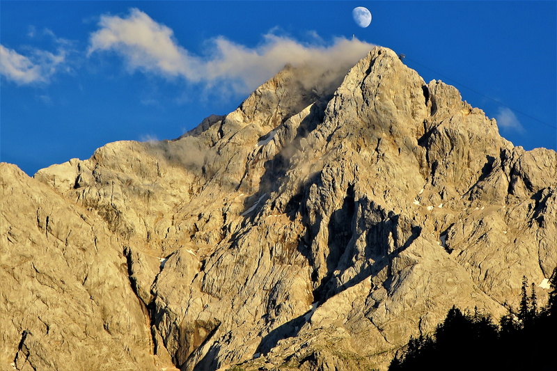 zugspitze massif, sky, scenics - nature, highest mountains, mountain, tranquil scene, rock - object, alpine, environment, non-urban scene, zugspitze, idyllic