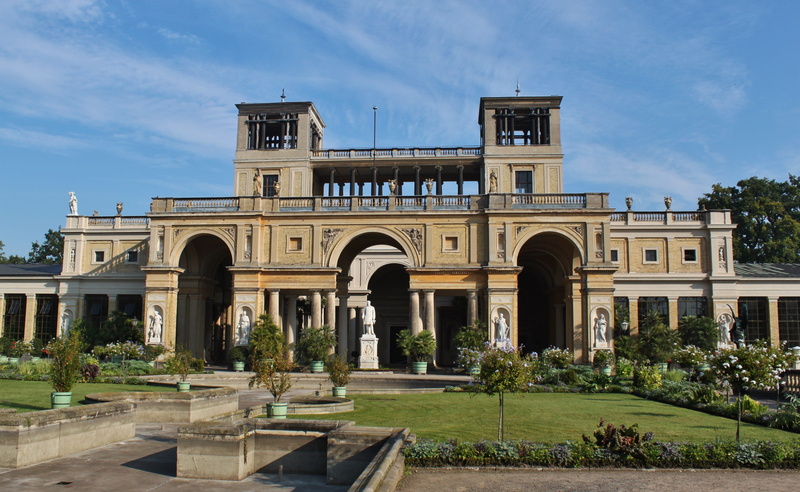 places of interest, history, blue, day, sky, building exterior, building view, Potsdam, no people, built structure, cloud - sky, botany, park, arcades