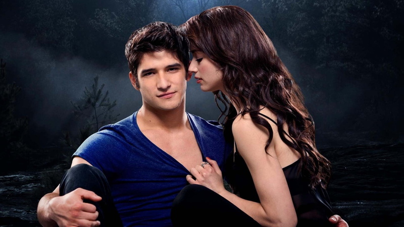 positive emotion, embracing, hair, beautiful woman, men, brown hair, Teen Wolf, arm around, couple - relationship, hairstyle, TV Show, young couple, young adult