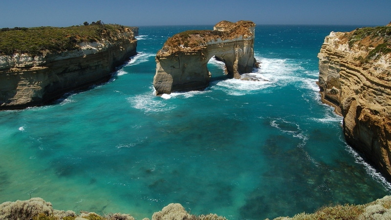 blue, idyllic, land, natural arch, beauty in nature, scenics - nature, cliff, 1080P, arch, solid, coast, water, no people, physical geography, tranquility