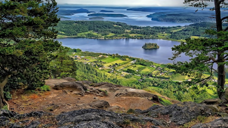 land, tranquil scene, landscape, outdoors, lake, beauty in nature, tranquility, sky, scenics - nature, non-urban scene, plant, nature, day, anacortes, rock