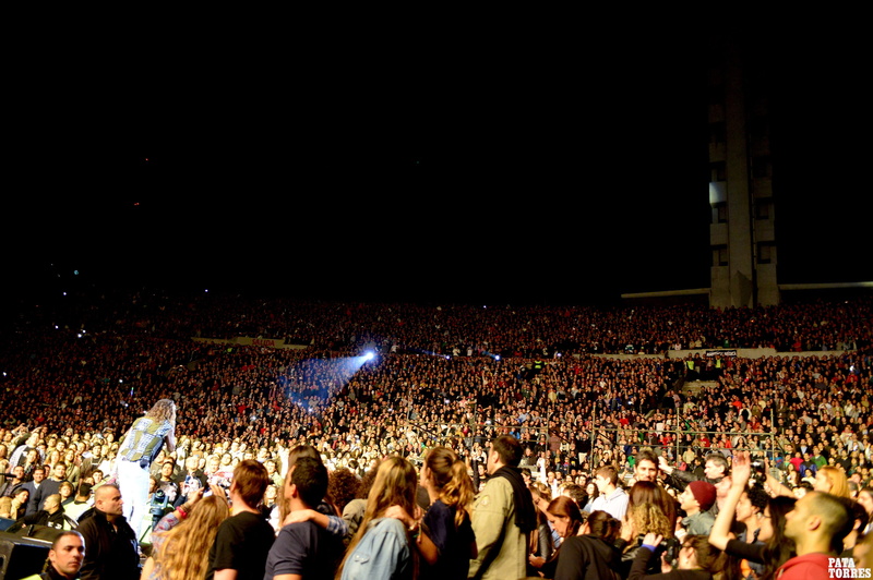 lifestyles, Estadio Centenario, large group of people, 2K, crowd, nightlife, sport, togetherness, performance, music festival, stage, Aerosmith, women