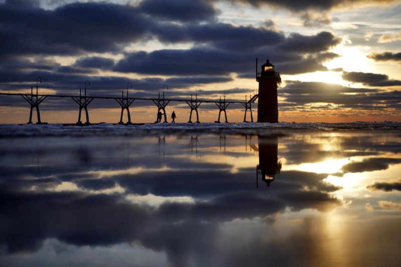 animals, haven, 1080P, sunset, south, clouds, water, reflection, lighthouse