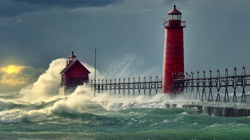 guidance, cloud - sky, pollution, accidents and disasters, lighthouses, lighthouse, grand haven lighthouse, cloud, outdoors, wave, south pier, splashing