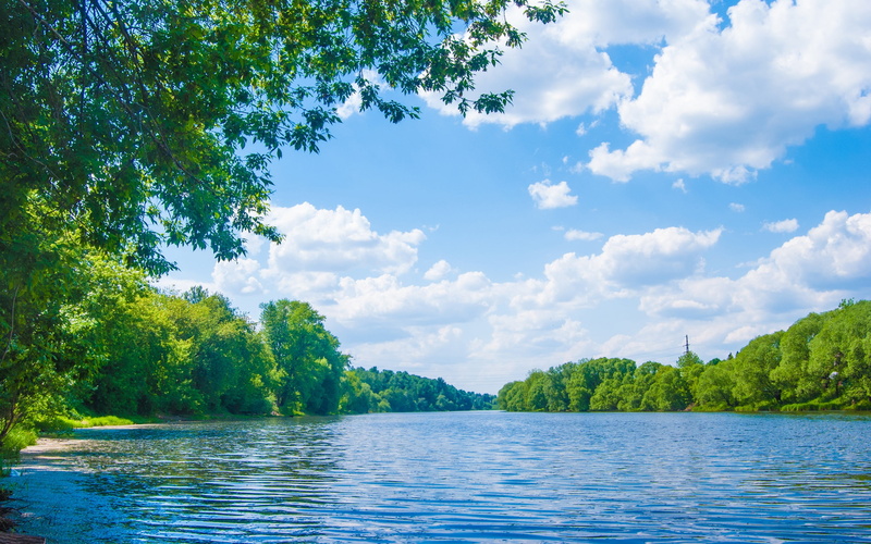 Blue, 2K, lune, Sky, Trees, England, River, Clouds