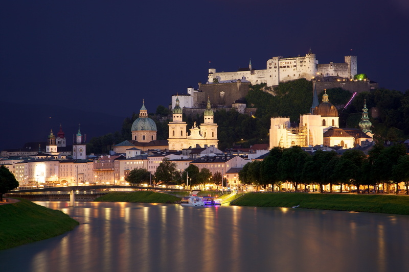 tourism, waterfront, capital Cities, travel Destinations, medieval, outdoors, built Structure, famous Place, river, history, place of worship, twilight