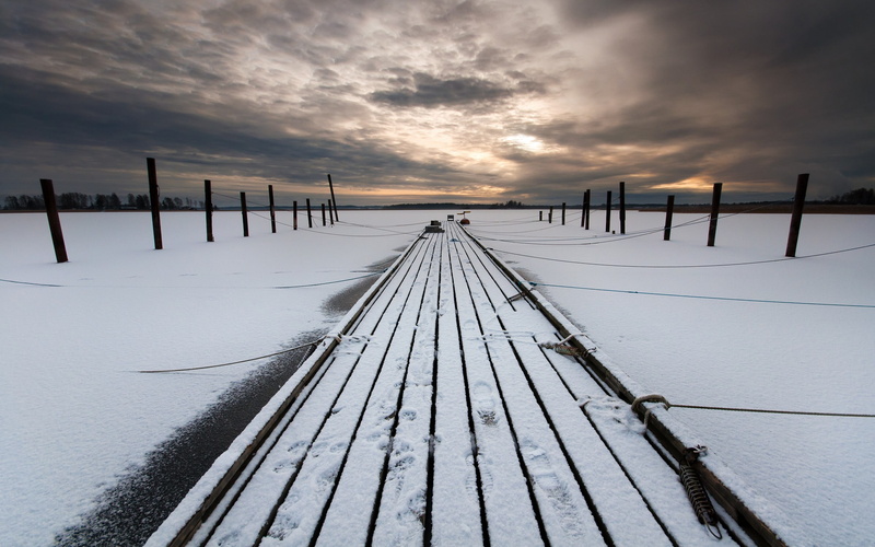 lake, overcast, snow, winter, ice, frozen lake, ropes, 2K, pier, evening