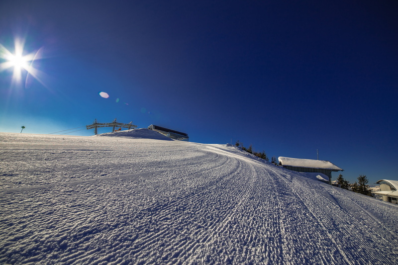 sky, blue, copy space, mountain peak, snow magic, daytime, scenics - nature, house, beauty in nature, ski run, austria, snow, day, white, clear sky, water