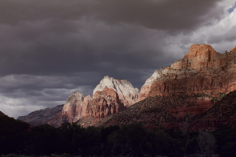 solid, rocky, scenics, cloud - Sky, utah, outdoors, peak, 5K, cloud, rock formation, travel destinations, climate, formation, southwest USA, extreme Terrain