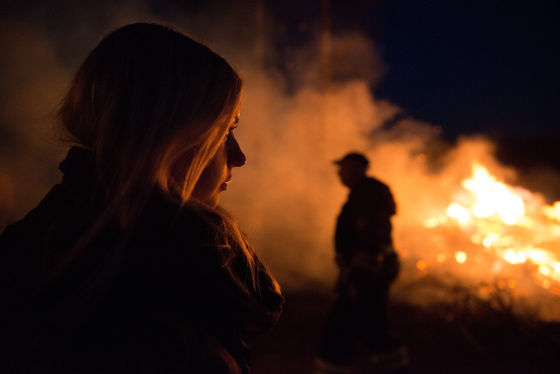 rescue worker, flames, bush, shallow, bonfire, smoke - physical structure, nature, two people, hopelessness, focus, nearby, heat - temperature, man, looking