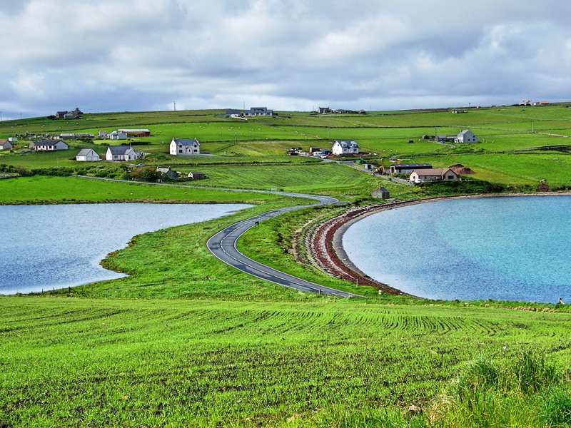 tranquil scene, beauty in nature, orkney, field, agriculture, grass, 2K, no people, environment, cloud - sky, seashore nearby, scenics - nature, plant