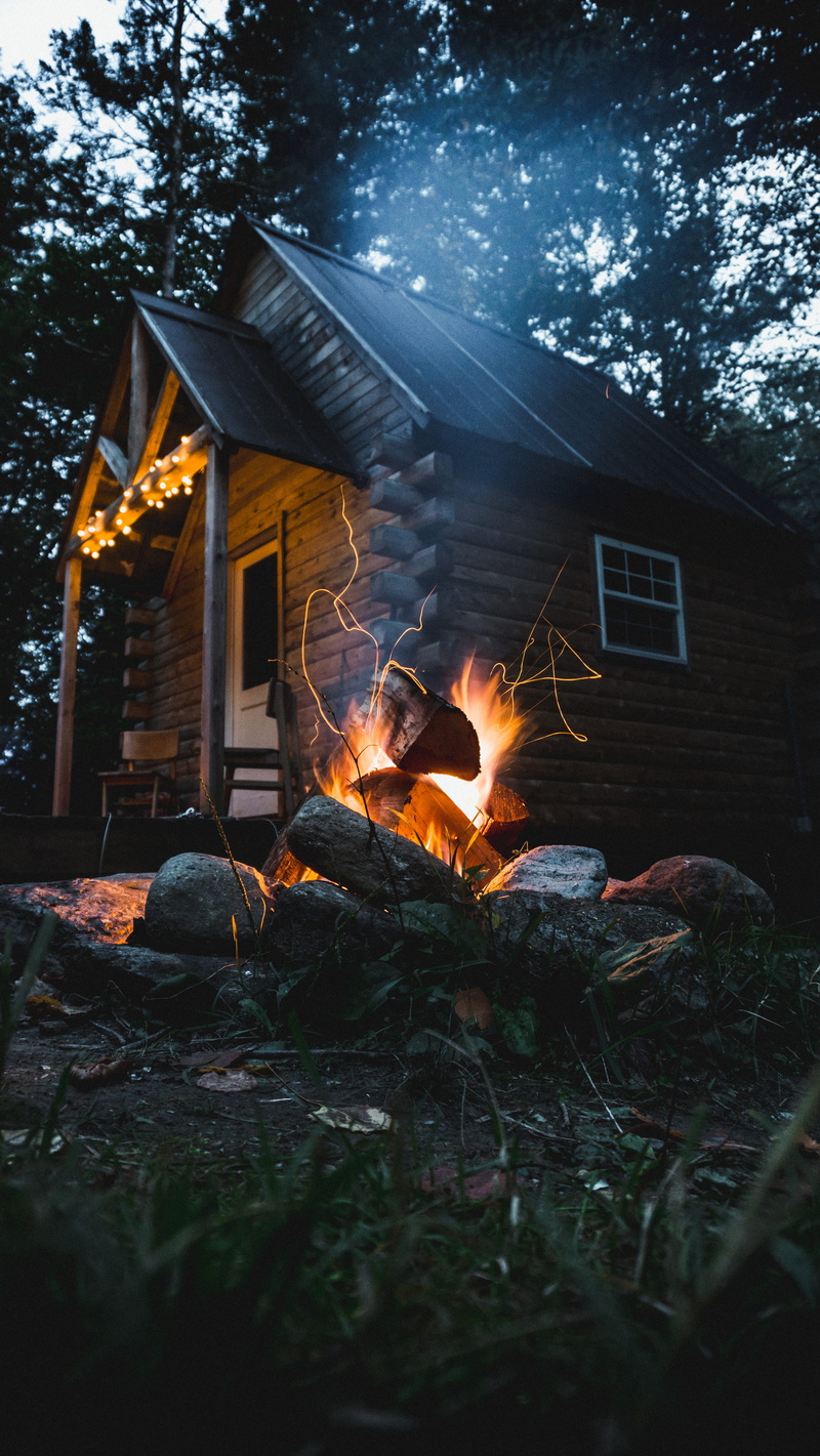 winter, people, cabin, travel, fire - Natural Phenomenon, bonfire, woodland, hike, forest, log Fire, woods, firewood, light - Natural Phenomenon, evening