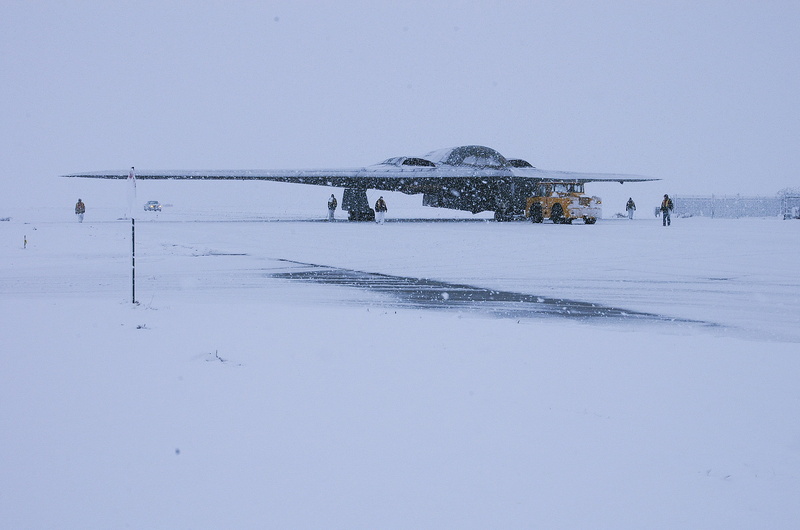 frozen, non-urban scene, floating on water, sky, ice, Bomber, environment, beauty in nature, tranquil scene, tranquility, snow, land, no people, 1080P