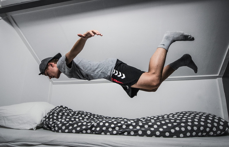 bedroom, strength, males, sleeping, levitate, healthy Lifestyle, the Human Body, room, lying Down, men, lifestyles, 4K, young male, exercising, sleep