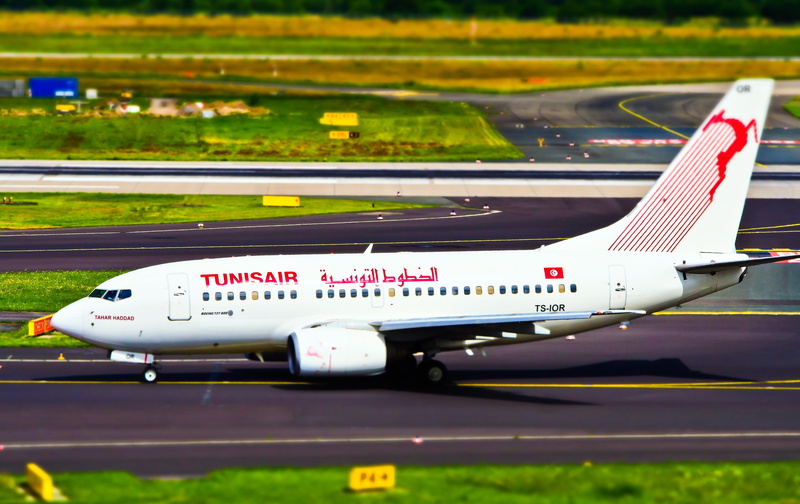 travel, fly, passenger aircraft, airlines, aerospace industry, tilt shift, airplane, düsseldorf, transport, plane, transport airport, aircraft wing, white