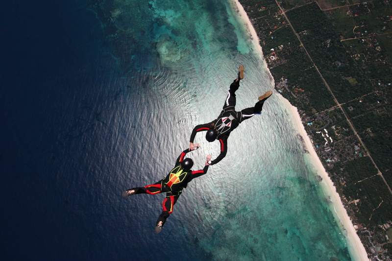 skill, sea, people, recreational Pursuit, females, long, extreme Sports, adult, competition, stunt, nature, full length, parachuting, determination, males