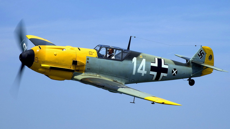 on the move, nature, aerospace industry, single object, sky, navy, air vehicle, propeller, mode of transportation, outdoors, yellow, pilot, 1080P, the plane