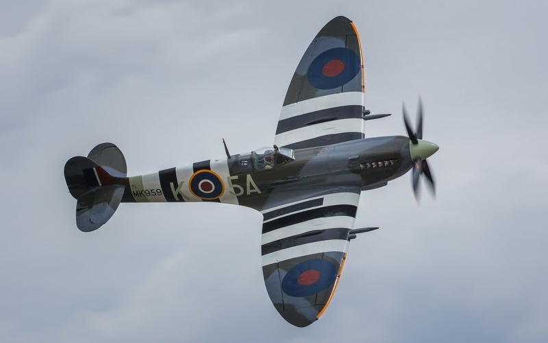 aerospace Industry, weapon, plane, monoplane, army, mid-air, air, military Airplane, spitfire, airplane, nature, no people, on the move, cloud - sky, technology