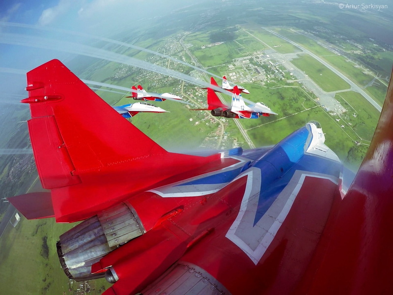mig-29, 1080P, day, courage, sport, red, flying, beauty in nature, no people, transportation, outdoors, Mikoan MiG-29, mid-air, nature, flag, mode of transportation
