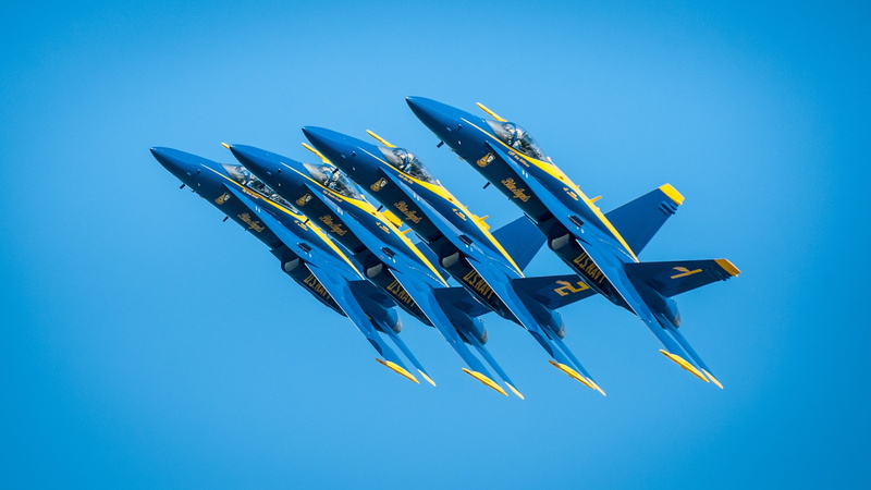 aerobatic, power, military, sunny, togetherness, cockpit, aircraft, performance, air vehicle, colored background, speed, arrangement, flying, pilot, fighter