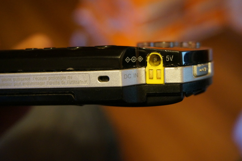 psp, the console, technology, computer, computer network, computer cable, network connection plug, plugin, 4K, still life, wireless technology, close-up