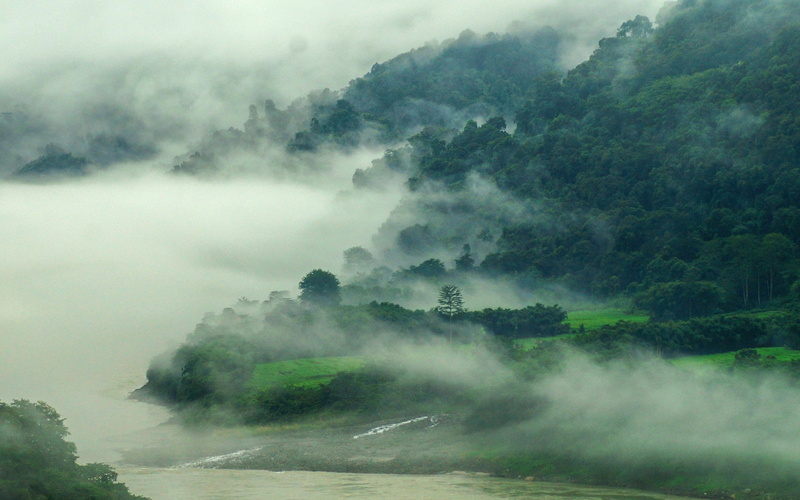 non-urban scene, green, water, scenics - nature, day, tranquility, cloud - sky, tranquil scene, mist, forest, India, leafed, rain, plant, mountain, sky