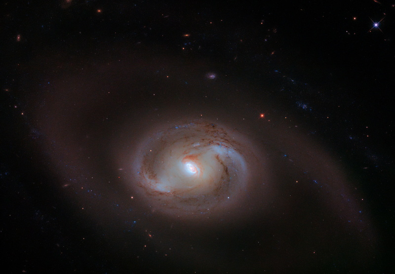 PGC 19688, MK 620, MCG 10-10-15, IRAS06456+6054, ZWG 285.6, multi-row structure, pseudocolor, molecular gas, NGC 2273, -, spiral arms, UGC 3546, the inner ring