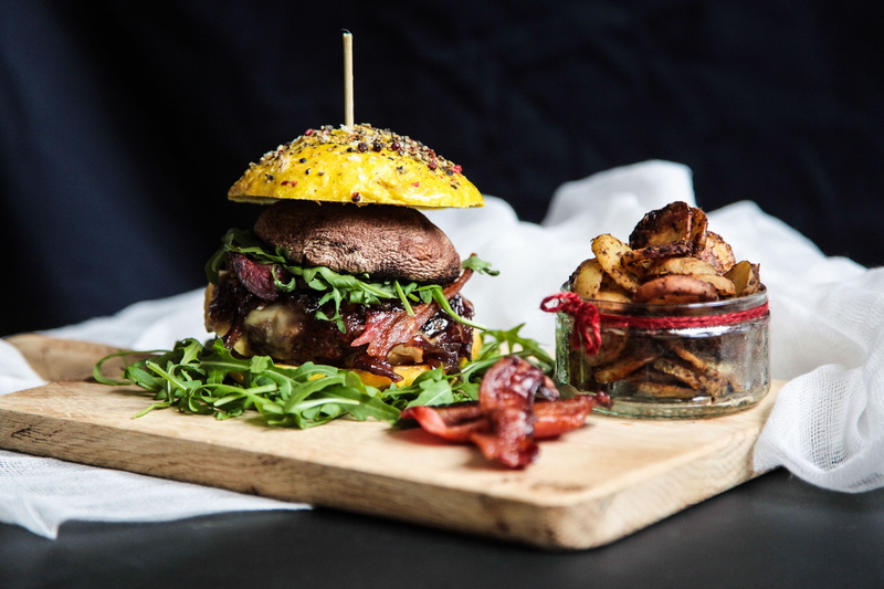 cheese, hamburger, bun, black background, indoors, cheeseburger, meal, snack, freshness, unhealthy eating, lunch, fast food, cutting board, food and drink