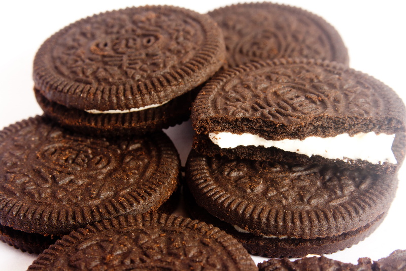 ready-to-eat, cookies, still life, eating, candy, vanilla, temptation, baked, indoors, brown, no people, tasty, dessert, sugar, cookie, group of objects