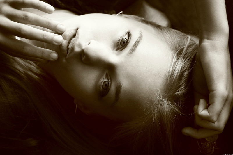 human face, body part, contemplation, emotion, face, young women, beautiful woman, 1080P, depression - sadness, lifestyles, human body part, lying down