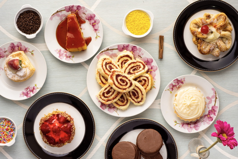 temptation, pastry, cream, foods, epicure, chocolate, flower, sweet food, ready-to-eat, indoors, sugar, food and drink, tasty, baked, sweets, no people